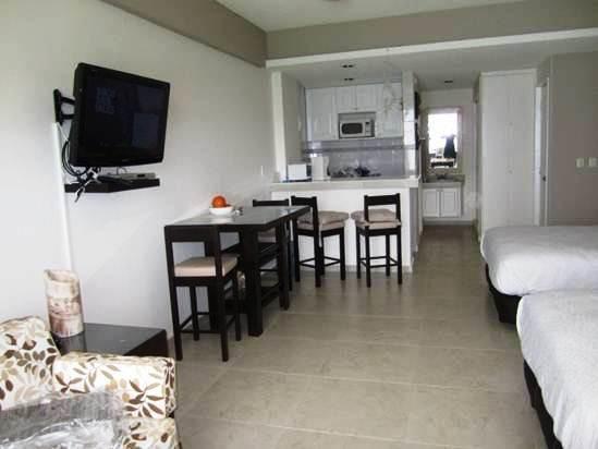 Beachfront Studio Carisa Y Palma Apartment Cancun Phòng bức ảnh