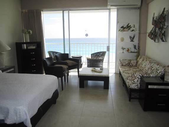 Beachfront Studio Carisa Y Palma Apartment Cancun Phòng bức ảnh